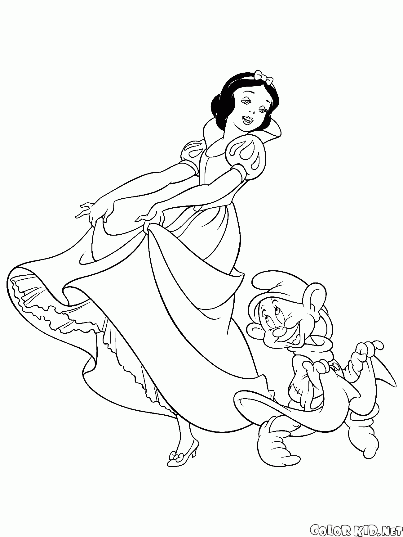 白雪姫がドワーフで踊ります